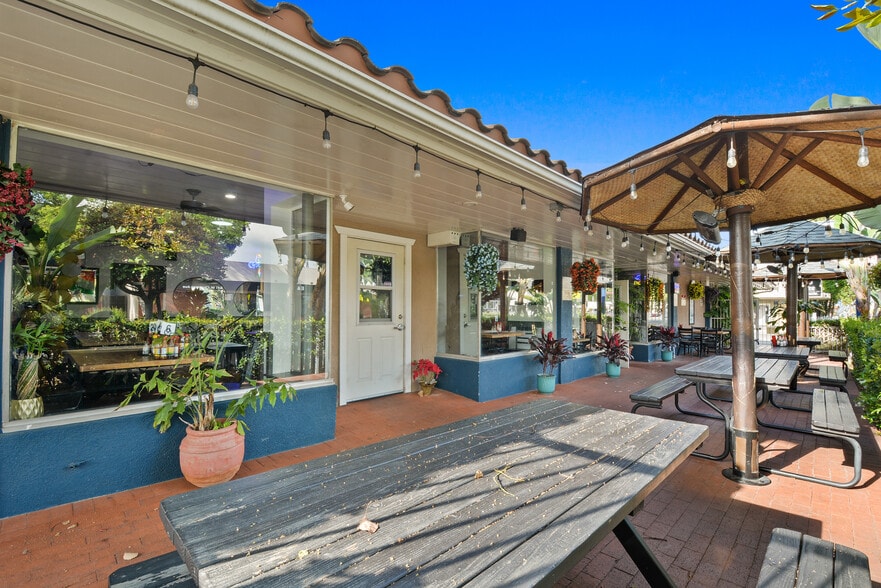 More Photos Of 528 W Chapman Ave, Orange Freestanding For Sale