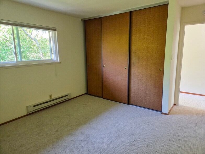 More Photos Of 1562 Sir Francis Drake Blvd, San Anselmo Multifamily For Sale