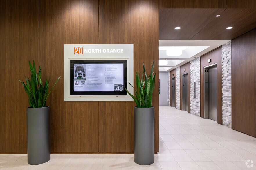 More Photos Of 20 N Orange Ave, Orlando Office For Lease