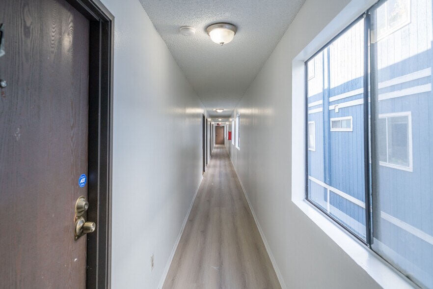 More Photos Of 7437 Haskell Ave, Van Nuys Apartments For Sale