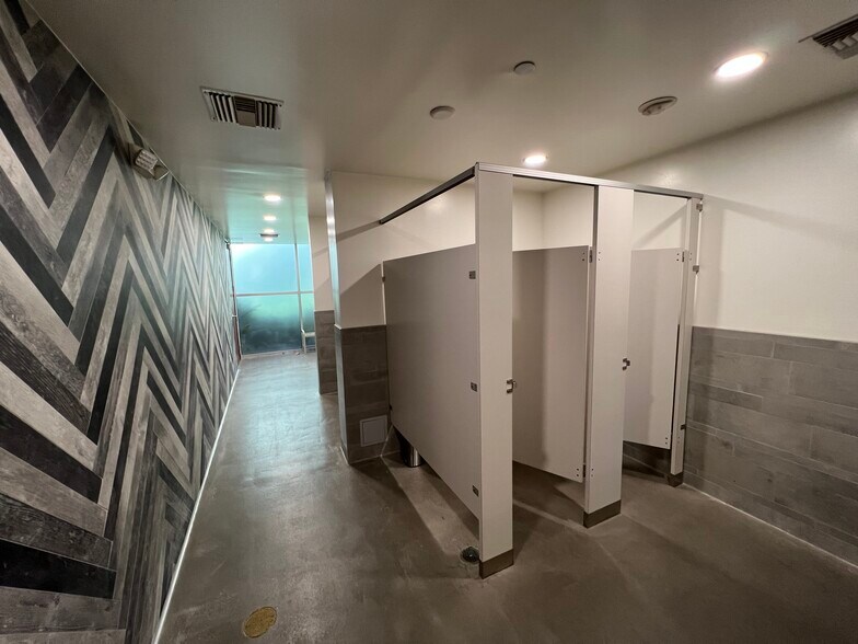 More Photos Of 15210 Central Ave, Chino Loft Creative Space For Sale