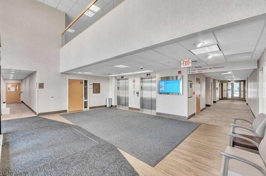More Photos Of 17850 S Kedzie Ave, Hazel Crest Hospital For Lease
