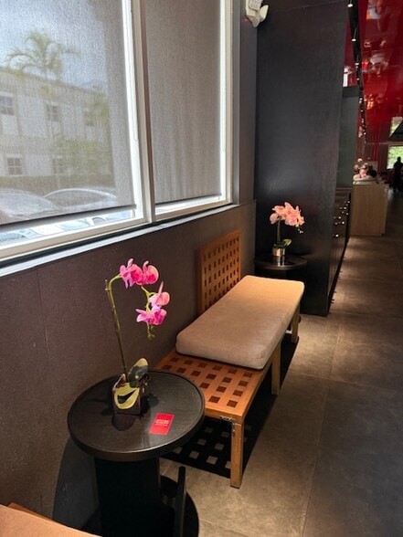 More Photos Of University Dr, Coral Springs Restaurant For Lease