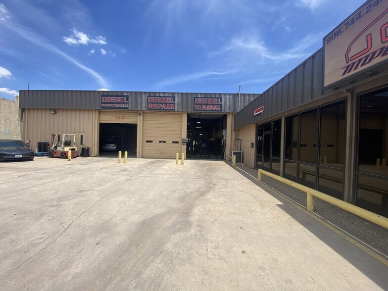 More Photos Of 1915 Texas Ave, Lubbock Warehouse For Sale