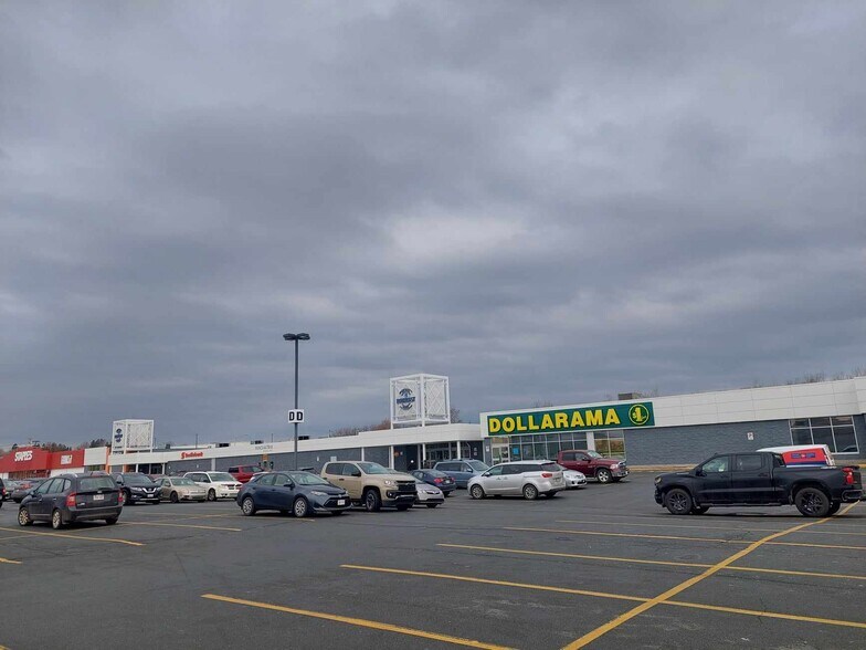 More Photos Of 1300 St. Peter Av, Bathurst General Retail For Lease
