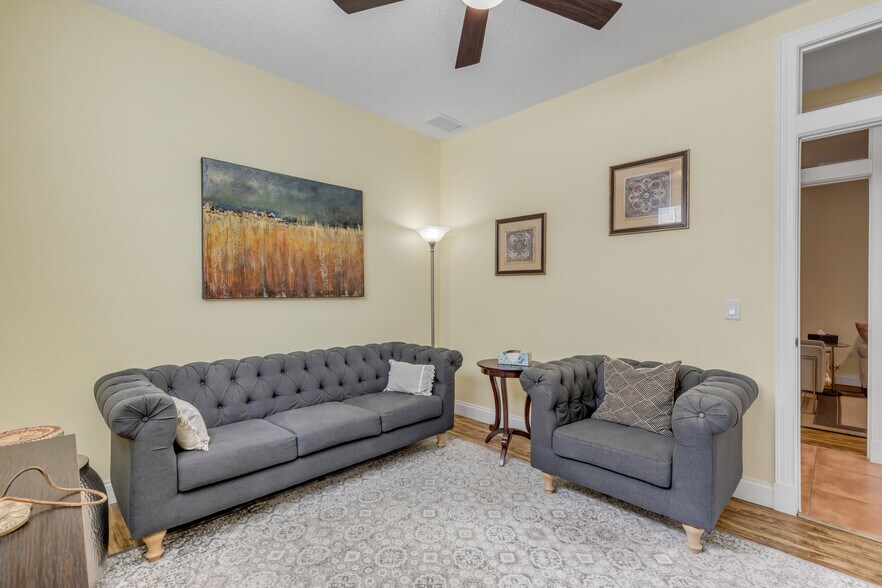 More Photos Of 136 Julia St, New Smyrna Beach Flex For Sale