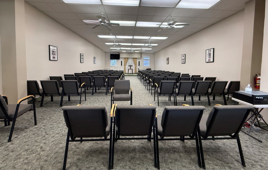 More Photos Of 3027 26th St, San Francisco Lodge Meeting Hall For Sale