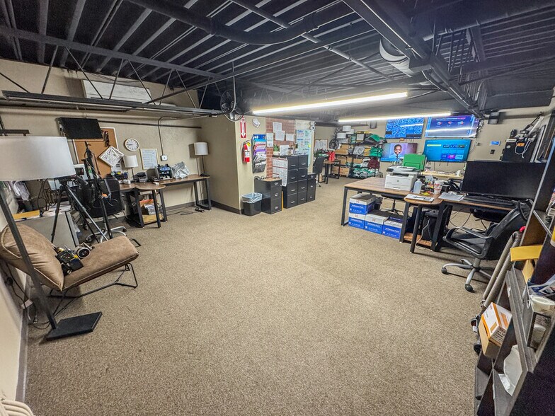 More Photos Of 1912 N Grimes St, Hobbs Flex For Sale