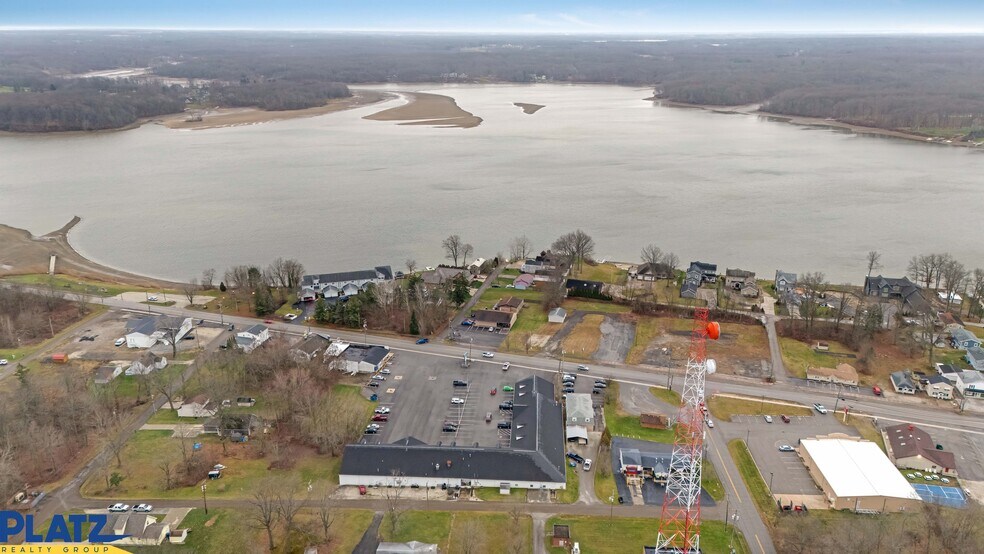 More Photos Of 17674 Mahoning Ave, Lake Milton General Retail For Lease