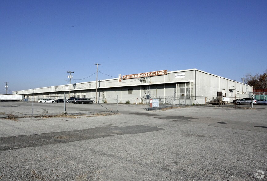 More Photos Of 761-795 S Danny Thomas Blvd, Memphis Distribution For Lease
