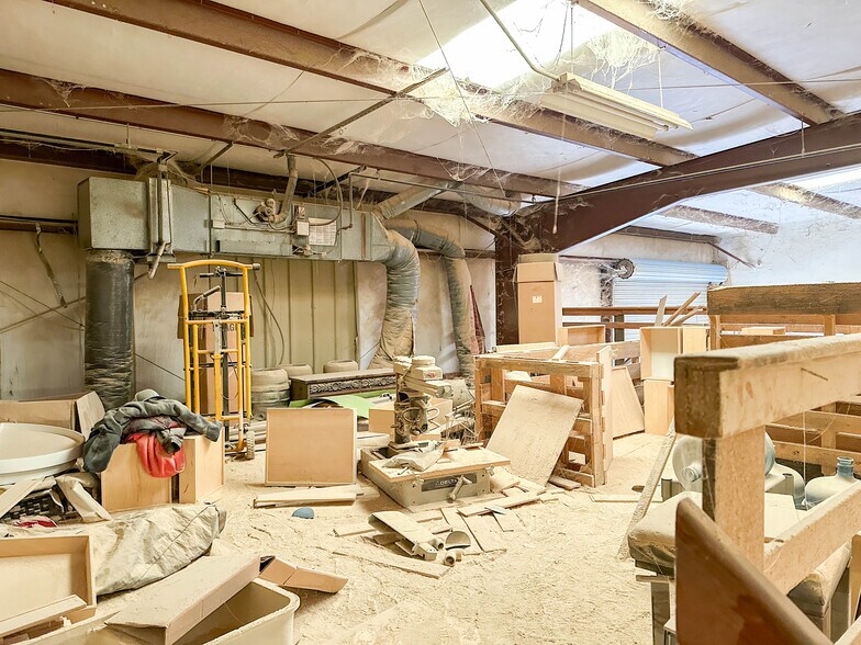 More Photos Of 6172 Meister Way, Anderson Industrial For Sale