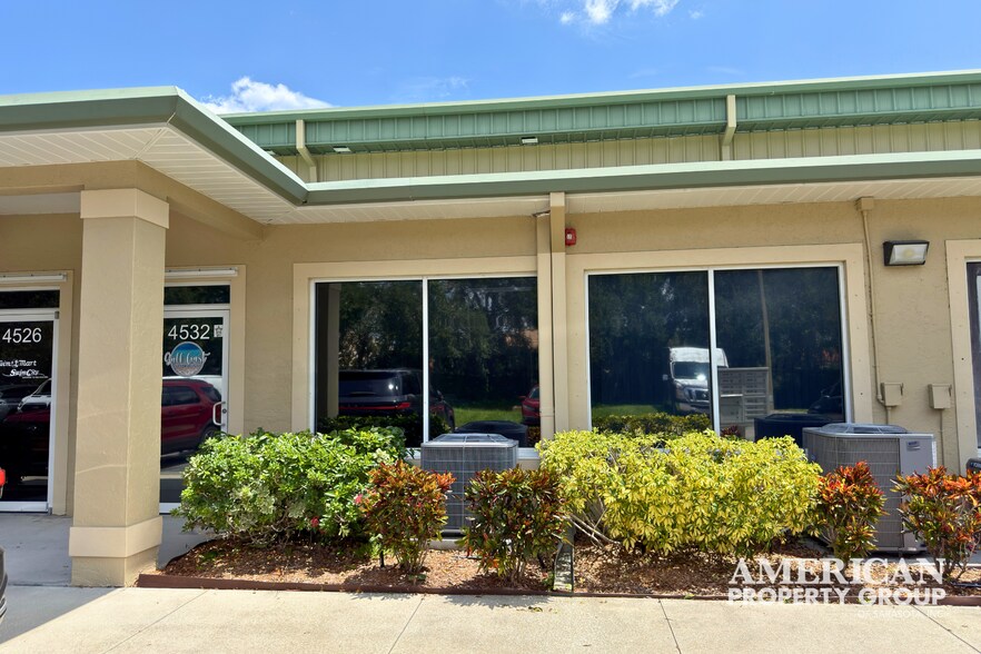 More Photos Of 4532 McAshton St, Sarasota Truck Terminal For Sale