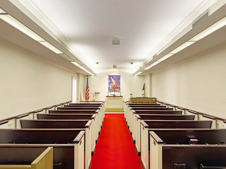 More Photos Of 603 11th St W, Bradenton Religious Facility For Sale