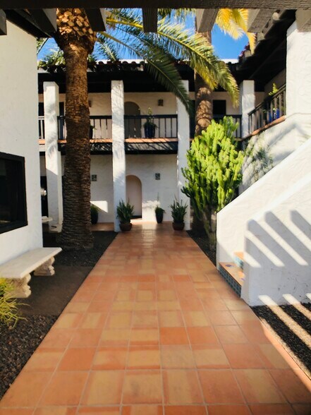 More Photos Of 4323 N 12th St, Phoenix Loft Creative Space For Lease