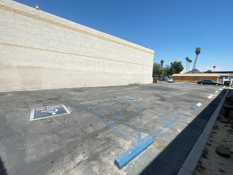 More Photos Of 5344 Long Beach Blvd, Long Beach Storefront Retail Office For Lease