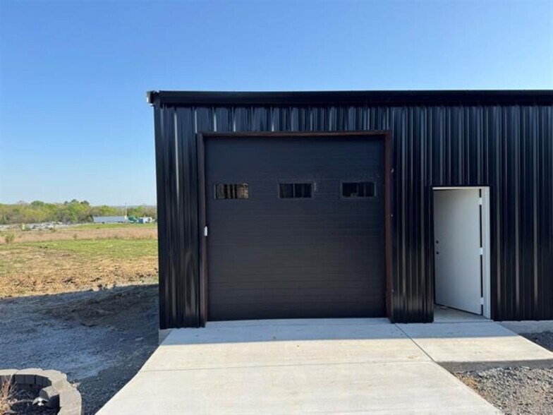 More Photos Of 3504 N George Nigh Expy, Mcalester Specialty For Sale