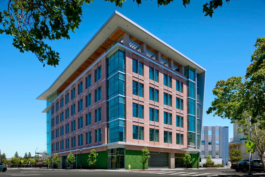 More Photos Of 550 Allerton St, Redwood City Loft Creative Space For Lease