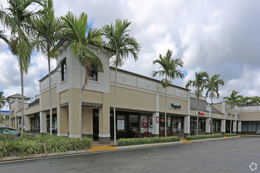 More Photos Of 7034-7166 Beracasa Way, Boca Raton General Retail For Lease