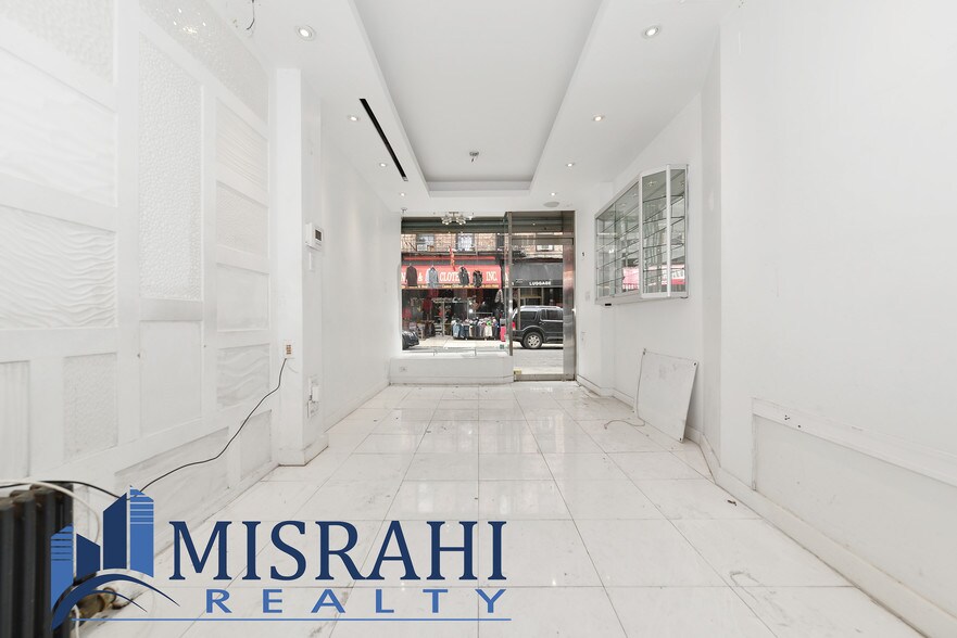 More Photos Of 160 Orchard St, New York Apartments For Lease