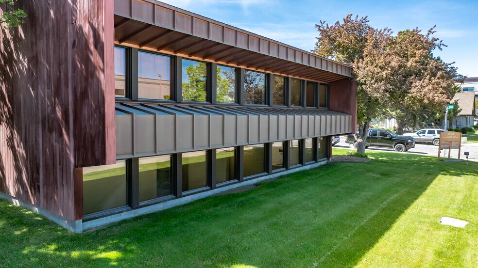 More Photos Of 1250 Burns Way, Kalispell Medical For Lease