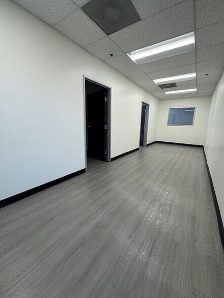 More Photos Of 3235 N San Fernando Rd, Los Angeles Manufacturing For Lease