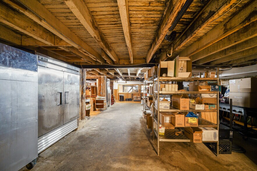 More Photos Of 8148 Main St, Garrettsville Restaurant For Sale