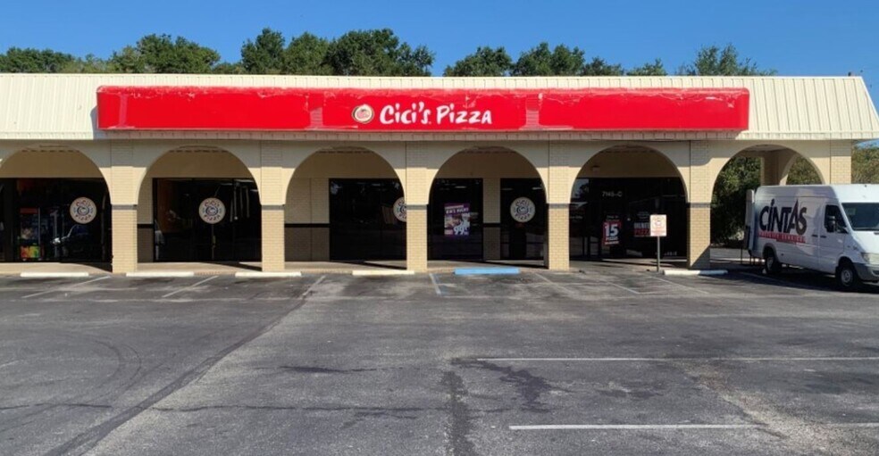 More Photos Of 6901-7145 N 9th Ave, Pensacola Unknown For Lease