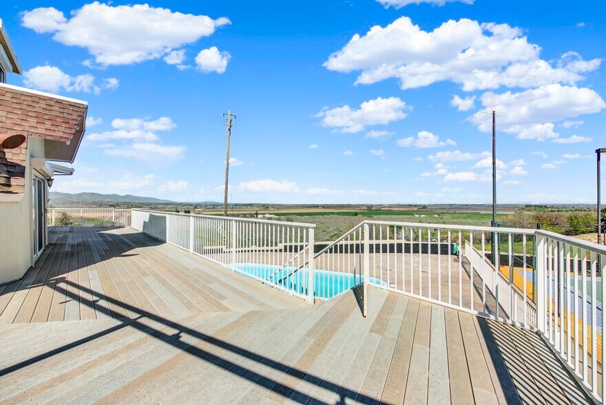 More Photos Of 8560 Holmes Ln, Winters Specialty For Sale