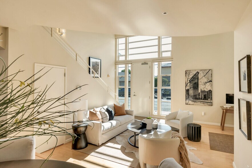 More Photos Of 756 1st St W, Sonoma Office For Sale