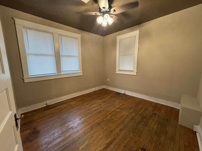 More Photos Of 903 Luttrell St, Knoxville Apartments For Sale