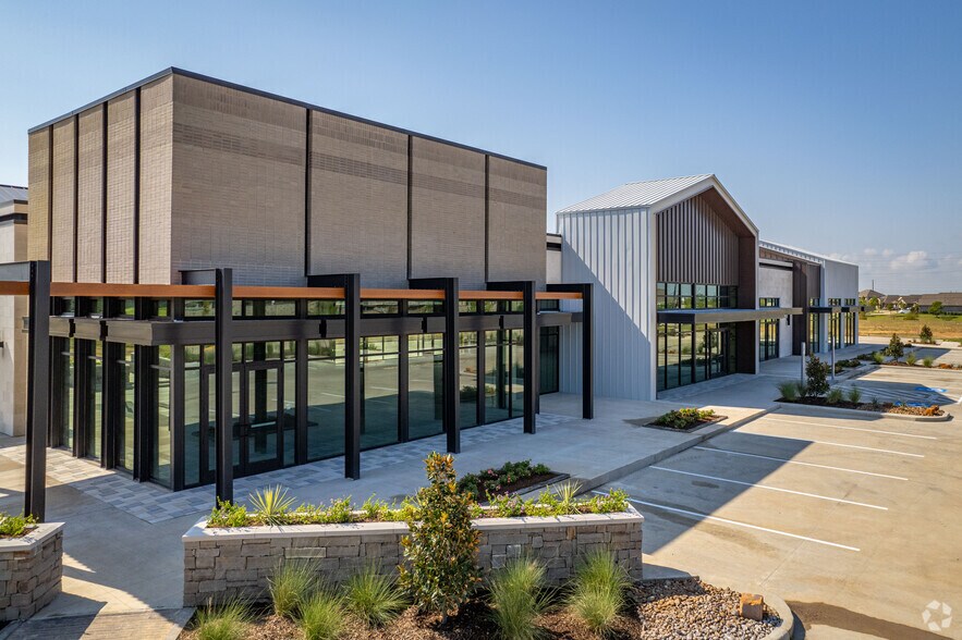 More Photos Of 2506 Jordan Ranch Blvd, Fulshear Unknown For Lease