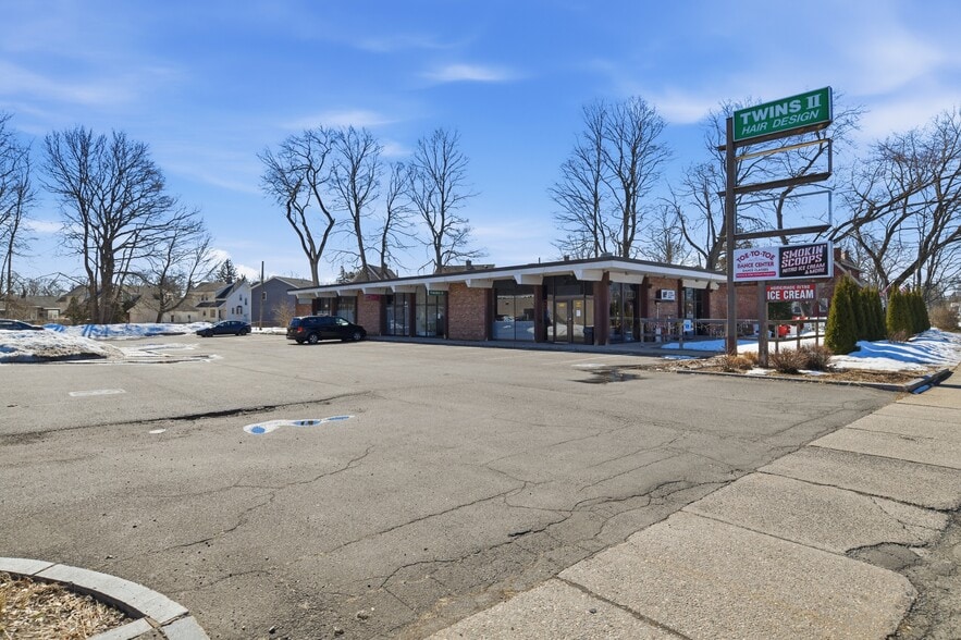 More Photos Of 1399 Westfield St, West Springfield Storefront Retail Office For Lease