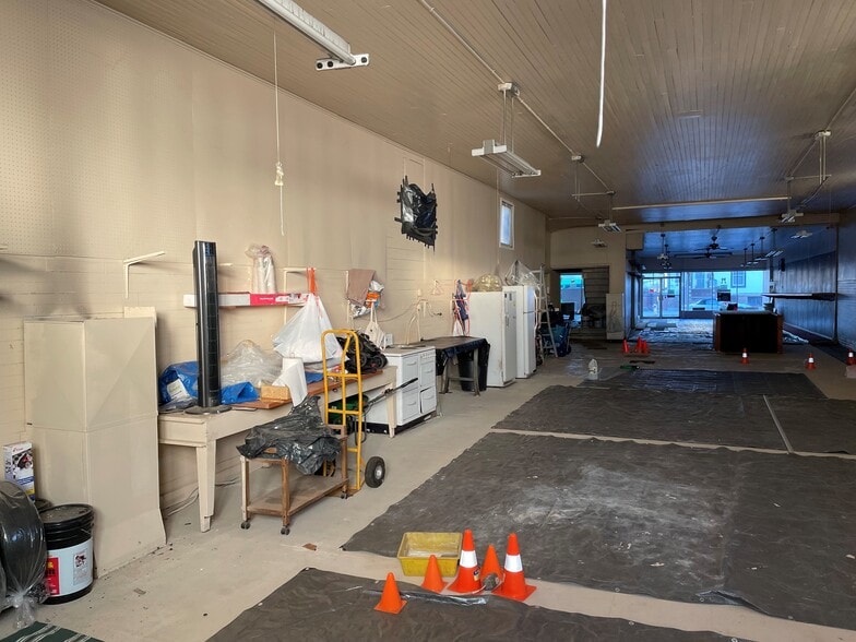 More Photos Of 520 Main St, Hellertown Storefront Retail Residential For Sale