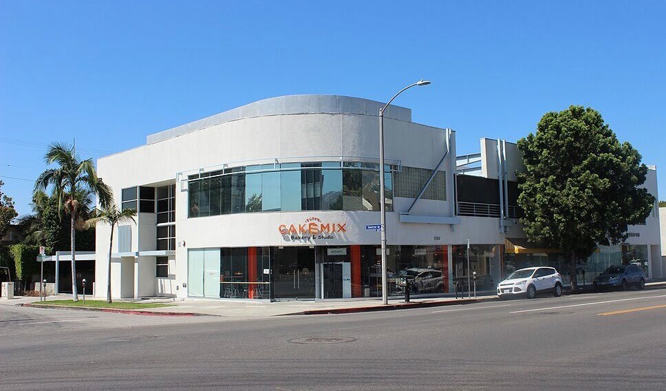 Primary Photo Of 8300-8306 Melrose Ave, Los Angeles Storefront Retail Office For Lease