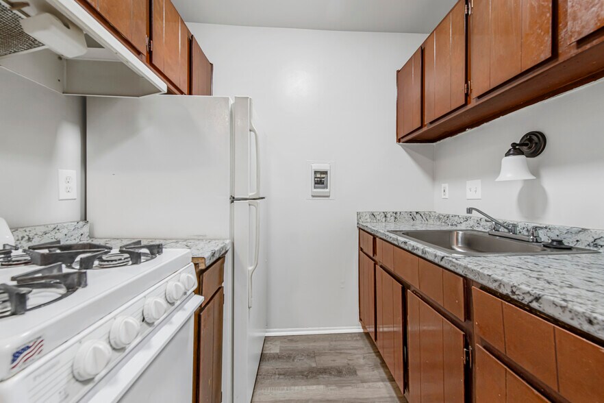 More Photos Of 23740 Fenkell St, Detroit Apartments For Sale