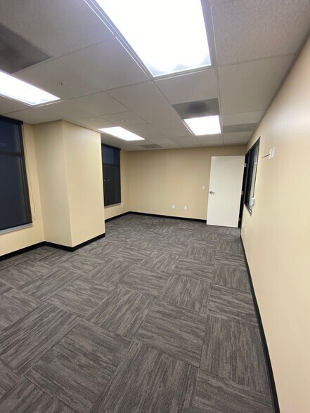 More Photos Of 3186 Vista Way, Oceanside Office For Sale