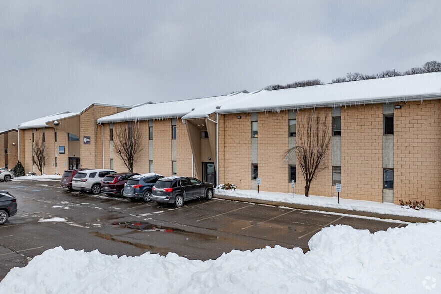 More Photos Of 401 Smith Dr, Cranberry Medical For Sale