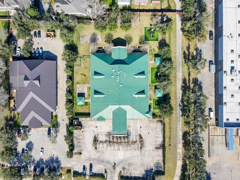 More Photos Of 20417 S University Blvd, Missouri City Schools For Lease