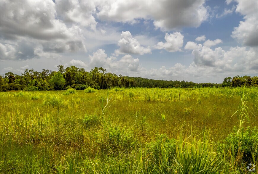 More Photos Of 13201 Saddle Rd, Fort Myers Land For Sale