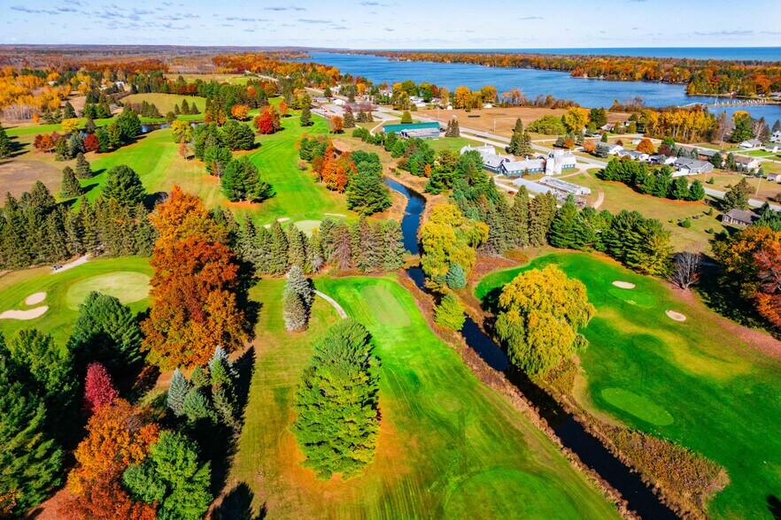 More Photos Of 7751 Cedar Lake Rd, Oscoda Hotel For Sale