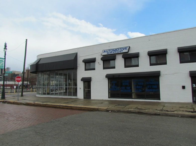 More Photos Of 1301 Leverette St, Detroit Industrial For Lease