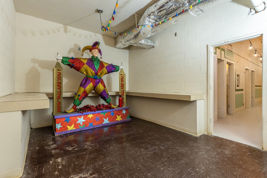 More Photos Of 8871 Griffith Rd, Nashville Warehouse For Sale