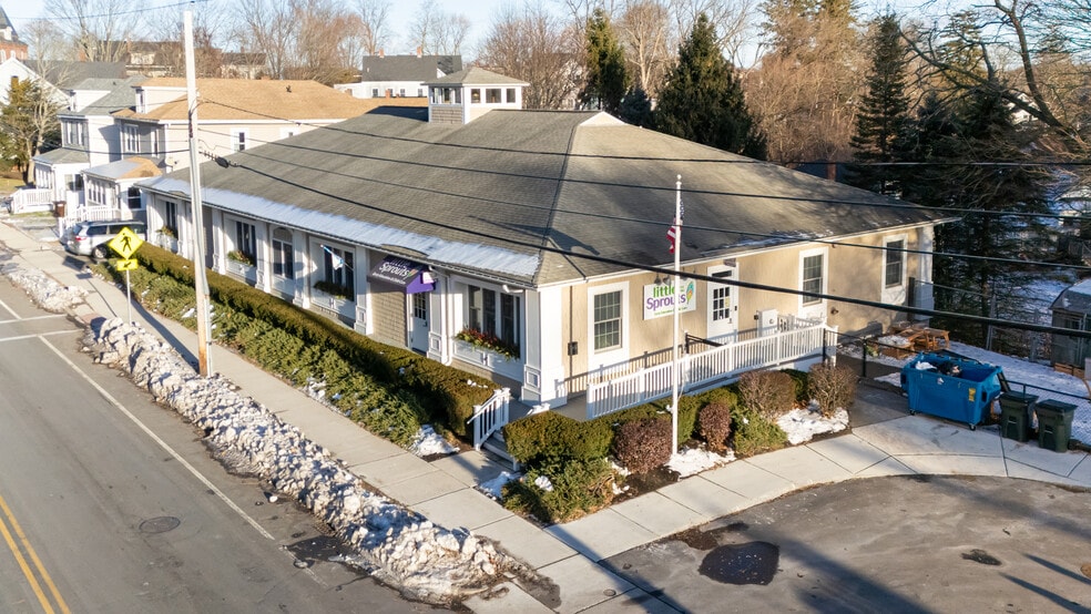 More Photos Of 36 Sparhawk St, Amesbury Daycare Center For Sale