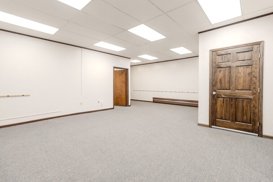 More Photos Of 1006 Harrison City Export Rd, Harrison City Office For Lease