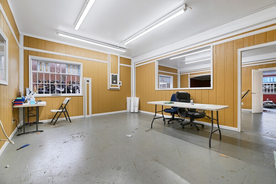 More Photos Of 7605 Barbara Ln, Clinton Industrial For Sale