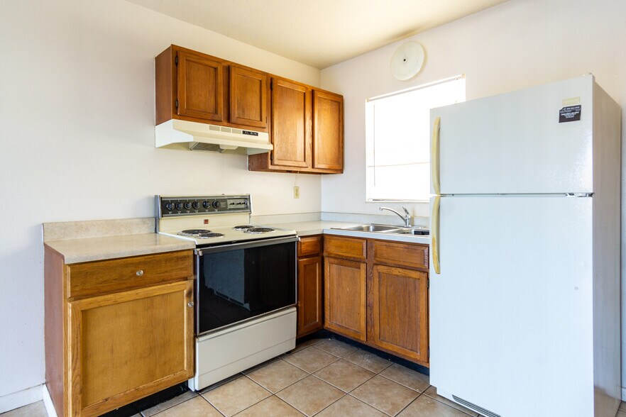 More Photos Of 2803 US Highway 27 S, Sebring Hotel For Sale