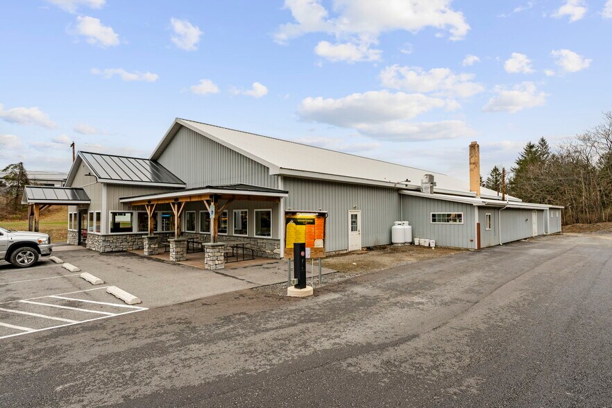 More Photos Of 4144 Pennsylvania 147 Hwy, Herndon Supermarket For Sale