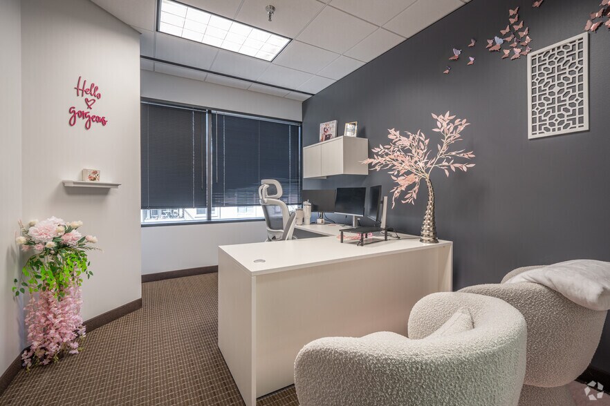More Photos Of 2603 Augusta Dr, Houston Office For Lease