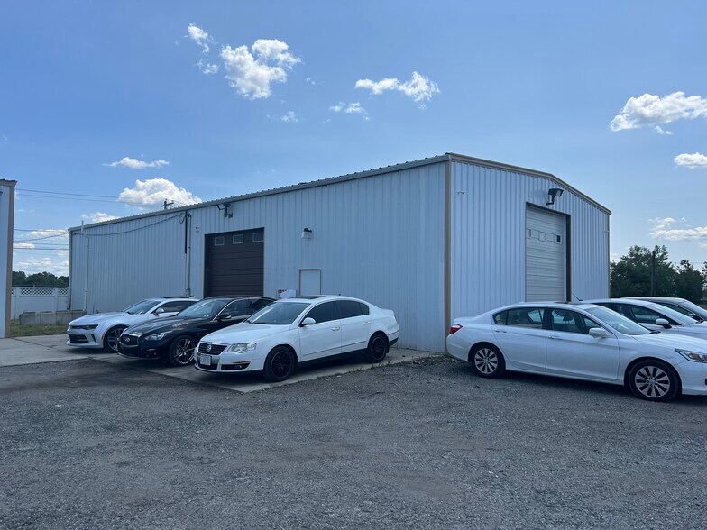 Primary Photo Of 1445 Calcon Hook Rd, Sharon Hill Warehouse For Lease