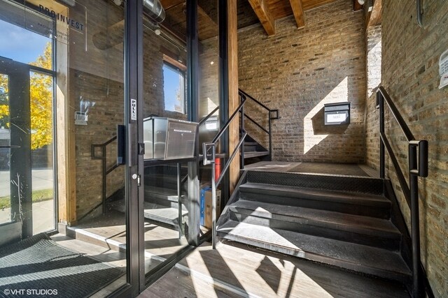 More Photos Of 1348 W Concord Pl, Chicago Office For Lease